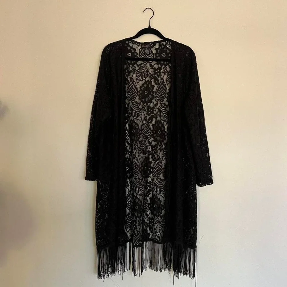 Y2K Whimsigoth Black Lace Long Sleeve Cardigan with Fringe Hem 3X Plus Size - Picture 5 of 8